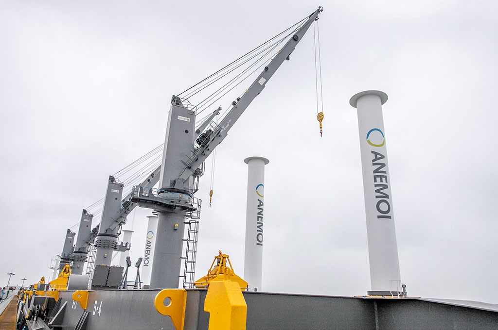 Porto de Paranaguá recebe navio com tecnologia sustentável inovadora